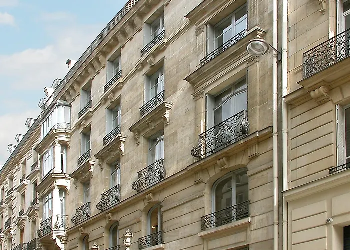 Bridgestreet Champs Elysees