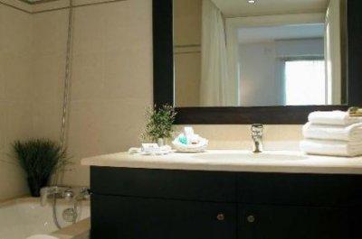 Bridgestreet Champs Elysees Apartment