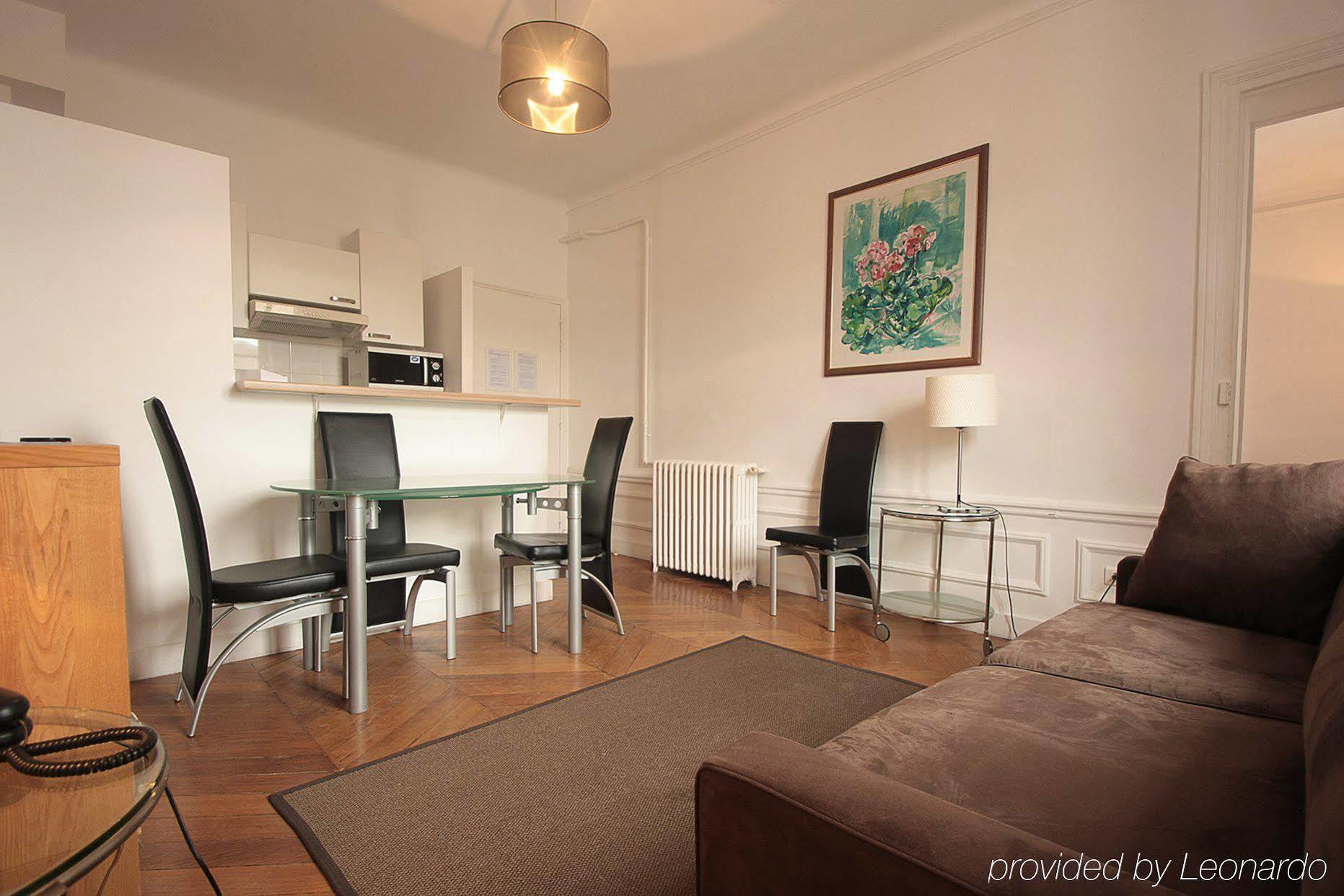 Bridgestreet Champs Elysees Apartment Paris