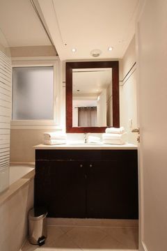 Apartment Bridgestreet Champs Elysees Paris