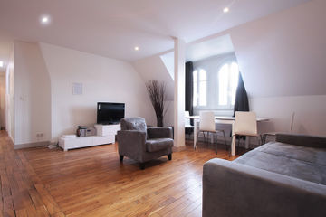 Bridgestreet Champs Elysees Apartment